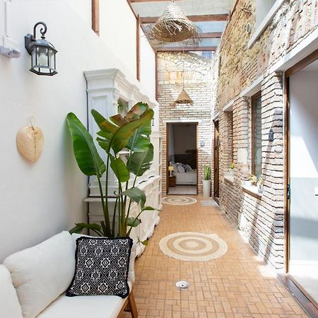 Maison Garibaldi Cagliari Bagian luar foto