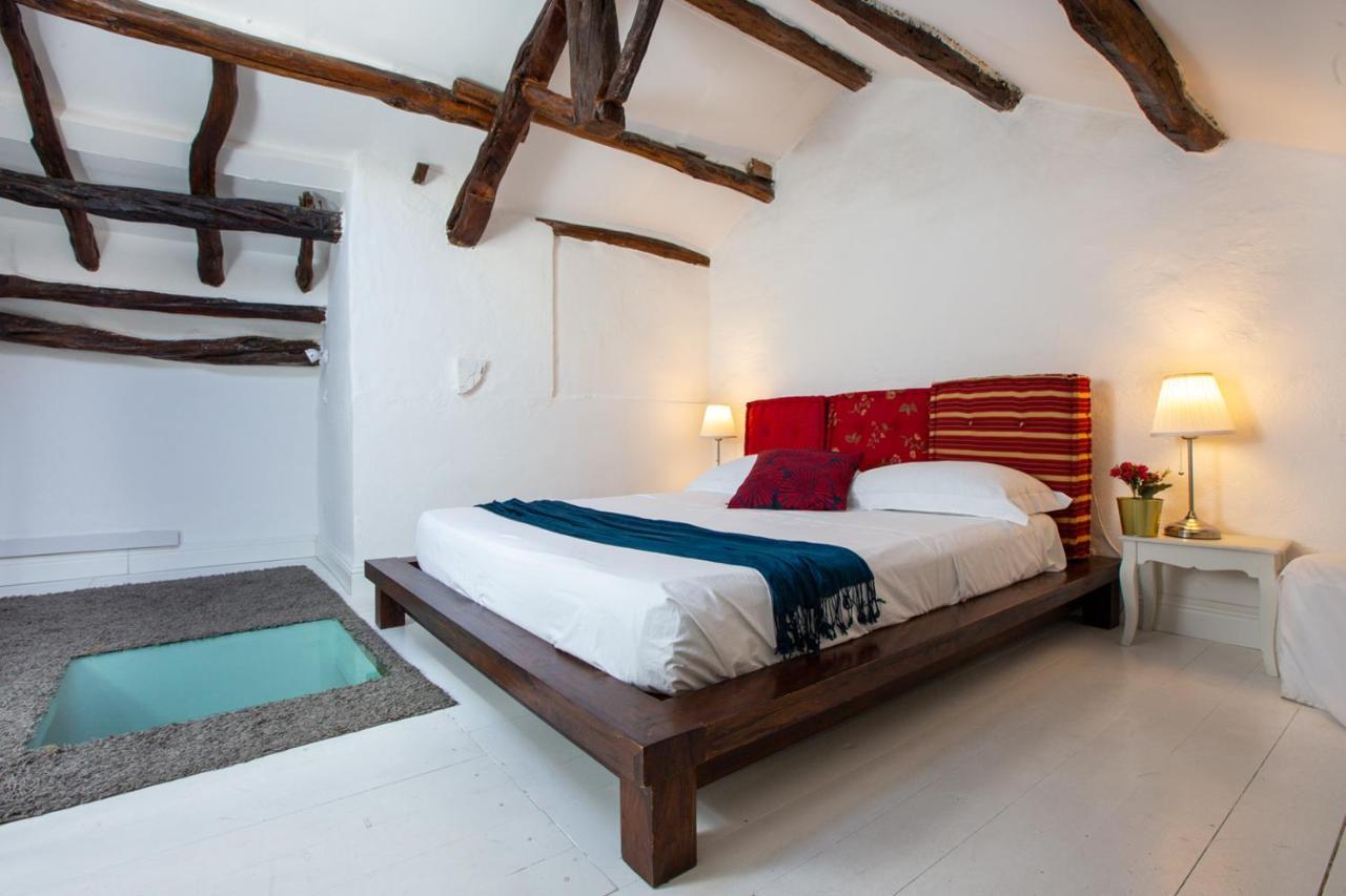 Maison Garibaldi Cagliari Bagian luar foto
