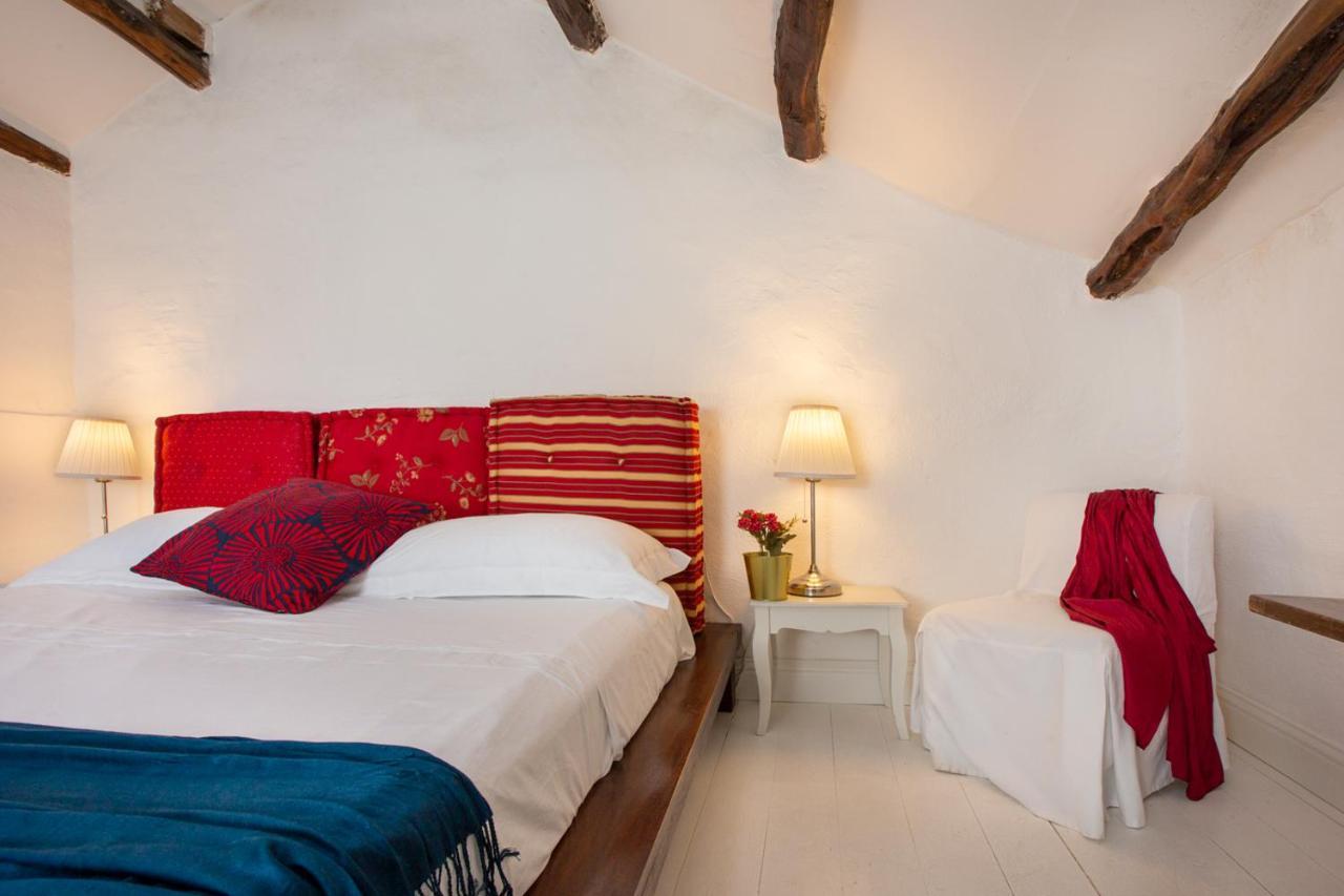 Maison Garibaldi Cagliari Bagian luar foto